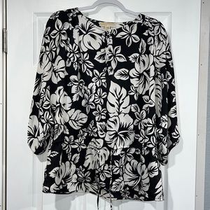 MICHAEL Michael Kors women’s Large Black/White Floral blouse with tie wa…